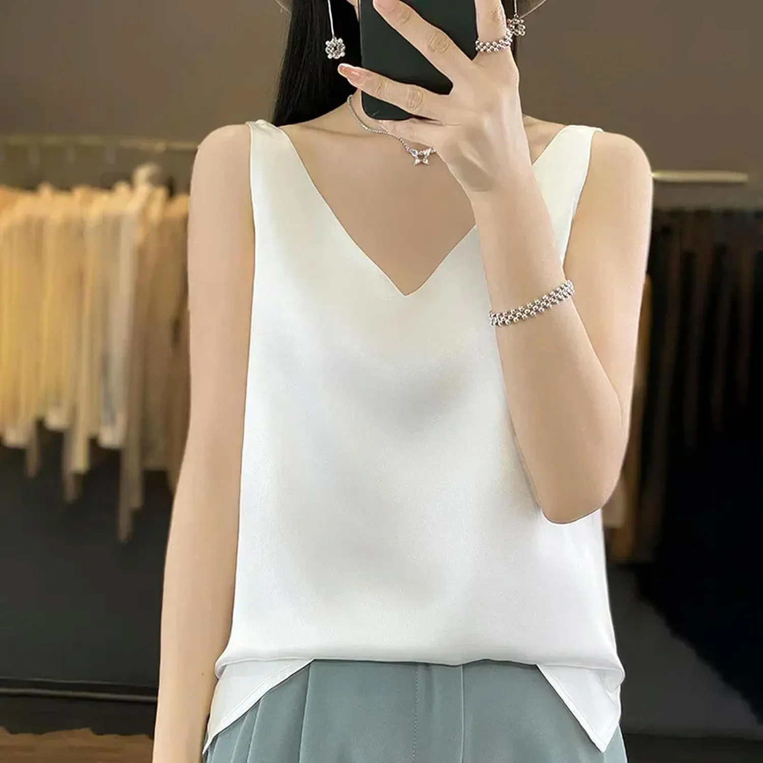 Camisole Ice Silk Camisole Women's V-Neck Tops White Satin Camis Mulberry Summer Ladies' Crop Top Women Solid Blouse Vest