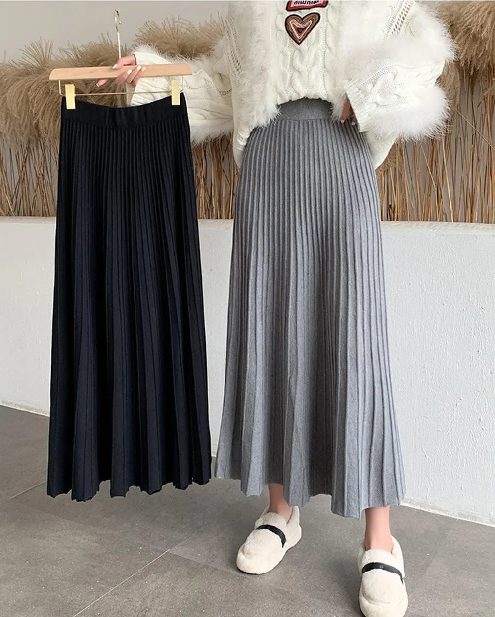 CHARTOU Women's Fall Winter High Waist Pleated A-Line Maxi Long Knit Sweater Skirt