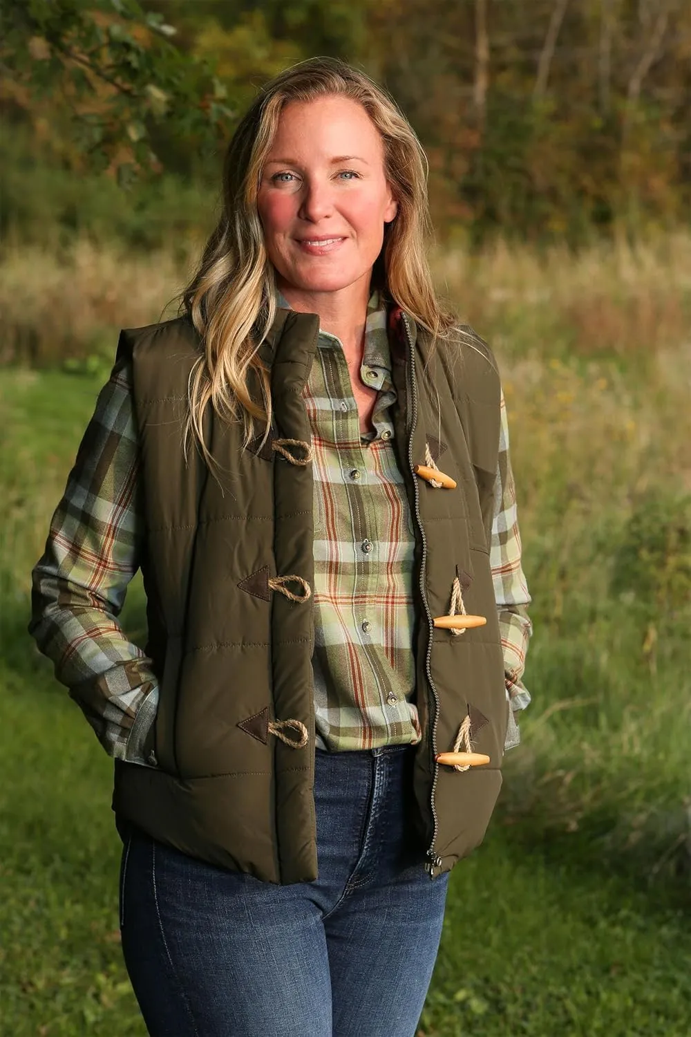 Legendary Whitetails Women's Quilted Toggle Puffer Vest