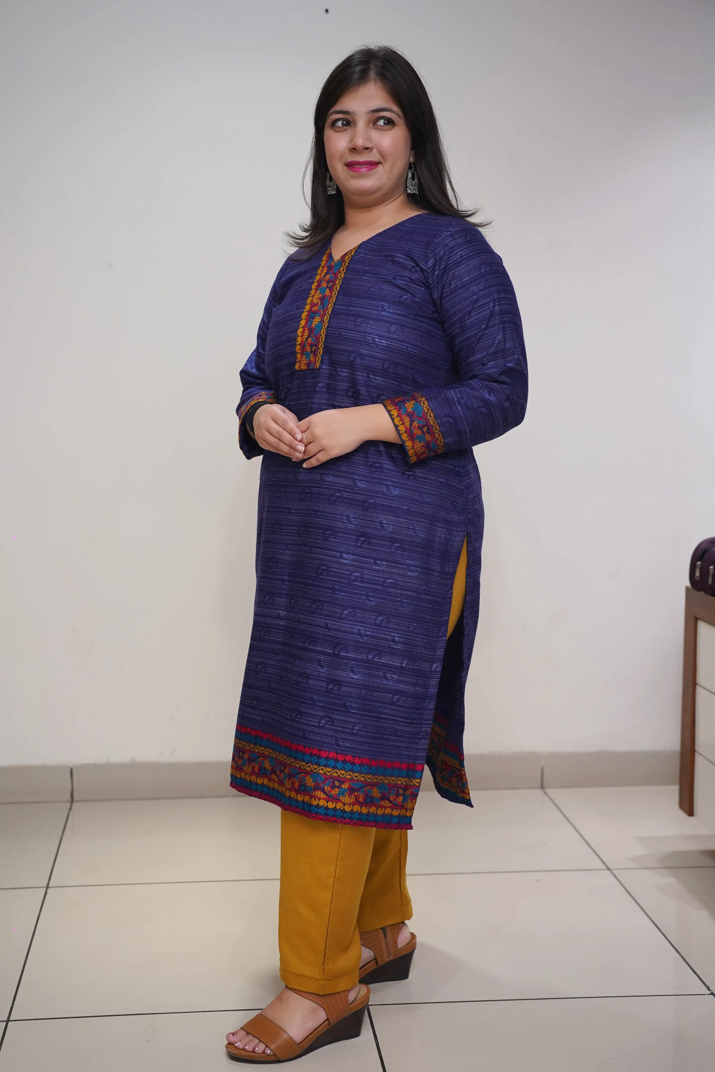 Sapphire Frose Woollen Kurta Set