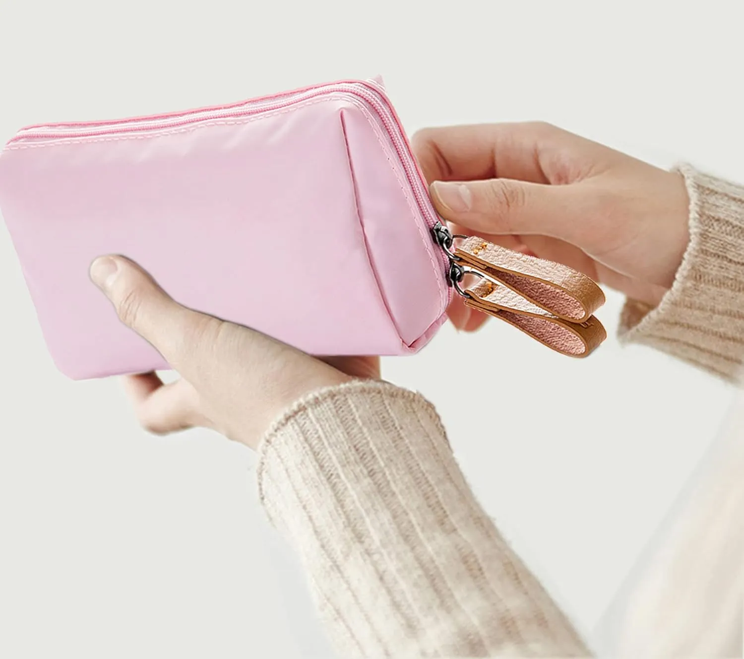 Small Makeup Bag for Purse, Makeup Pouch Small Cosmetic Bag Mini Portable Handbag for Women and Girls (Pink)