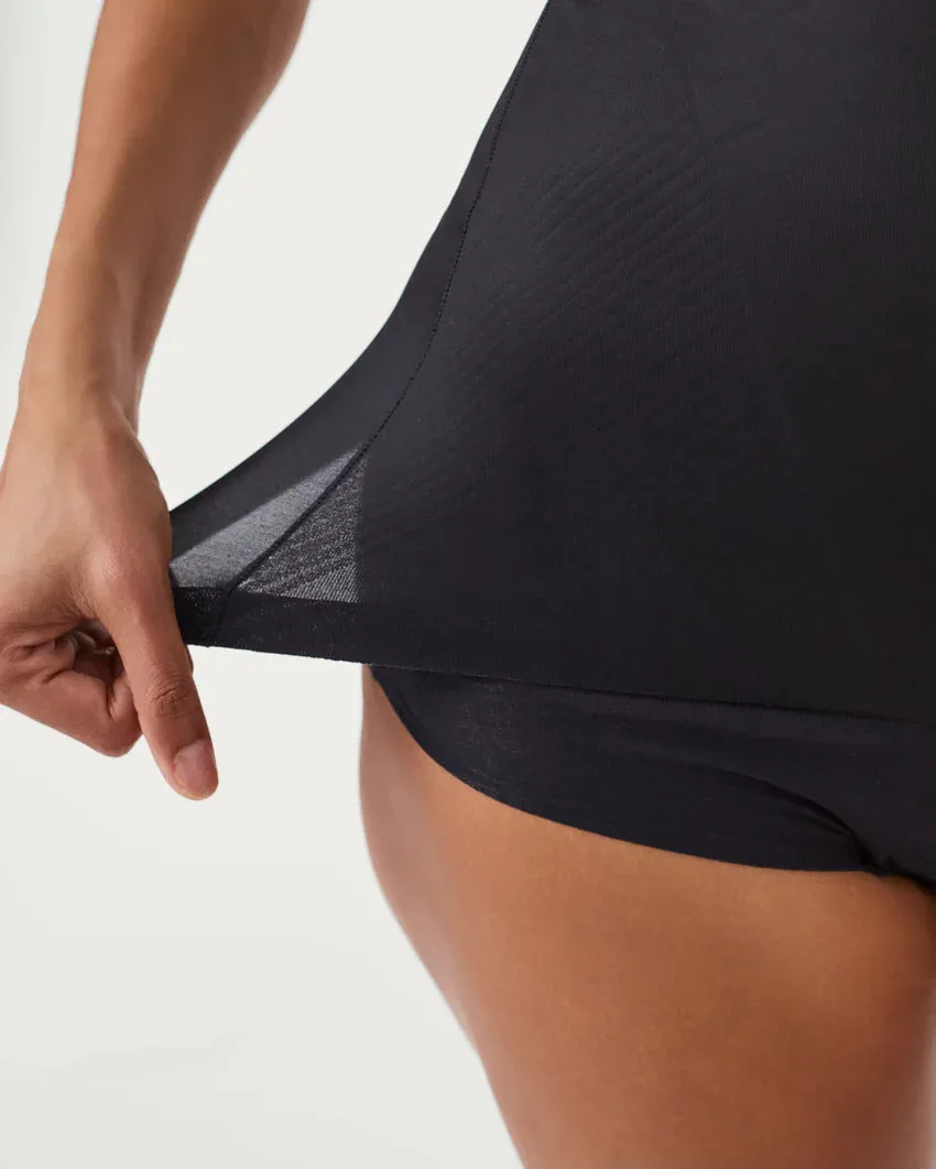 Thinstincts 2.0 Tank-Very Black