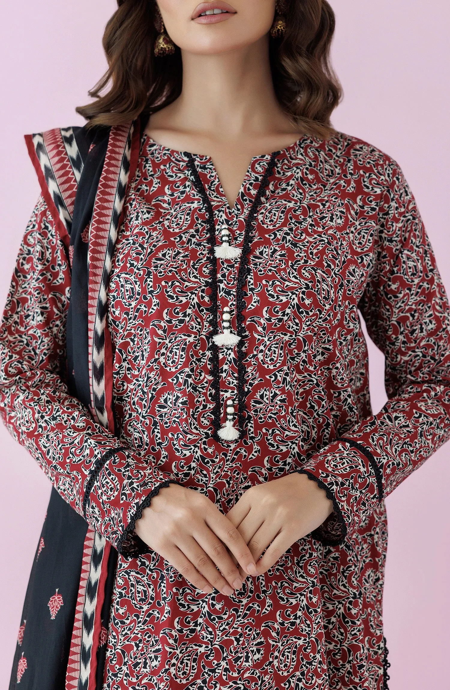 Unstitched 3 Piece Printed Lawn Shirt , Cambric Pant and Lawn Dupatta (OTL-24-151/U BLACK)