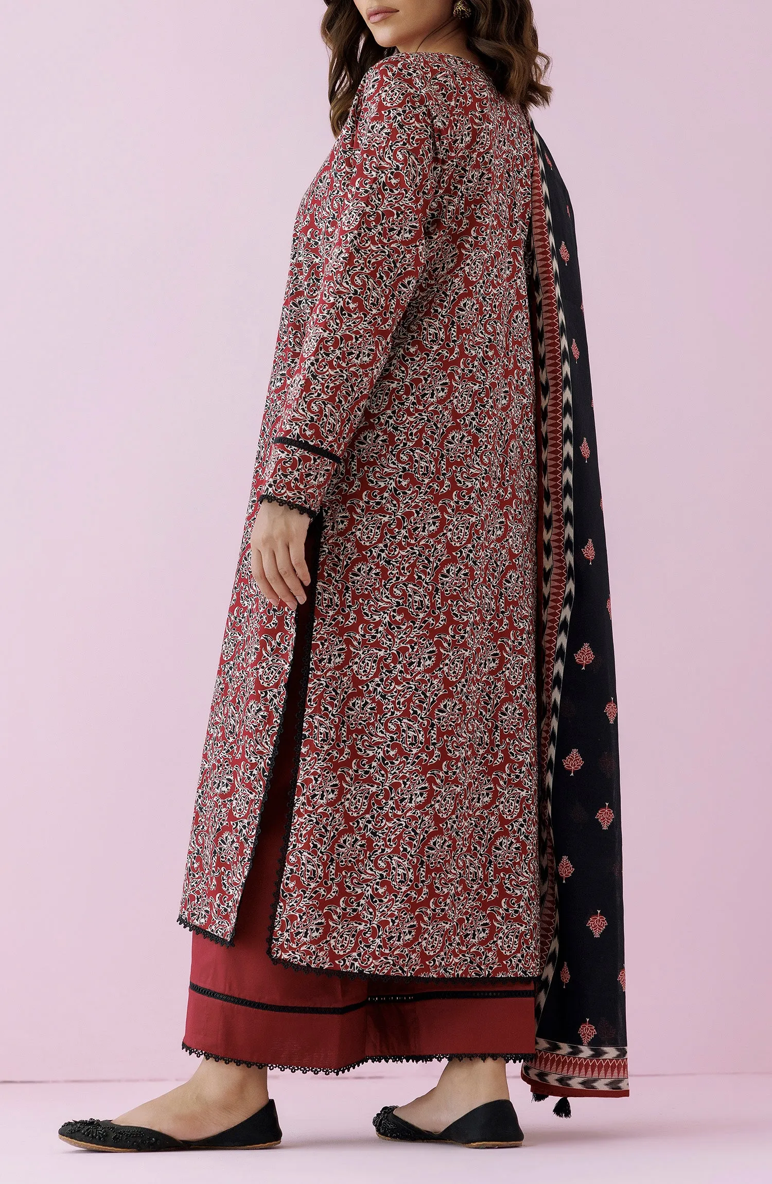 Unstitched 3 Piece Printed Lawn Shirt , Cambric Pant and Lawn Dupatta (OTL-24-151/U BLACK)