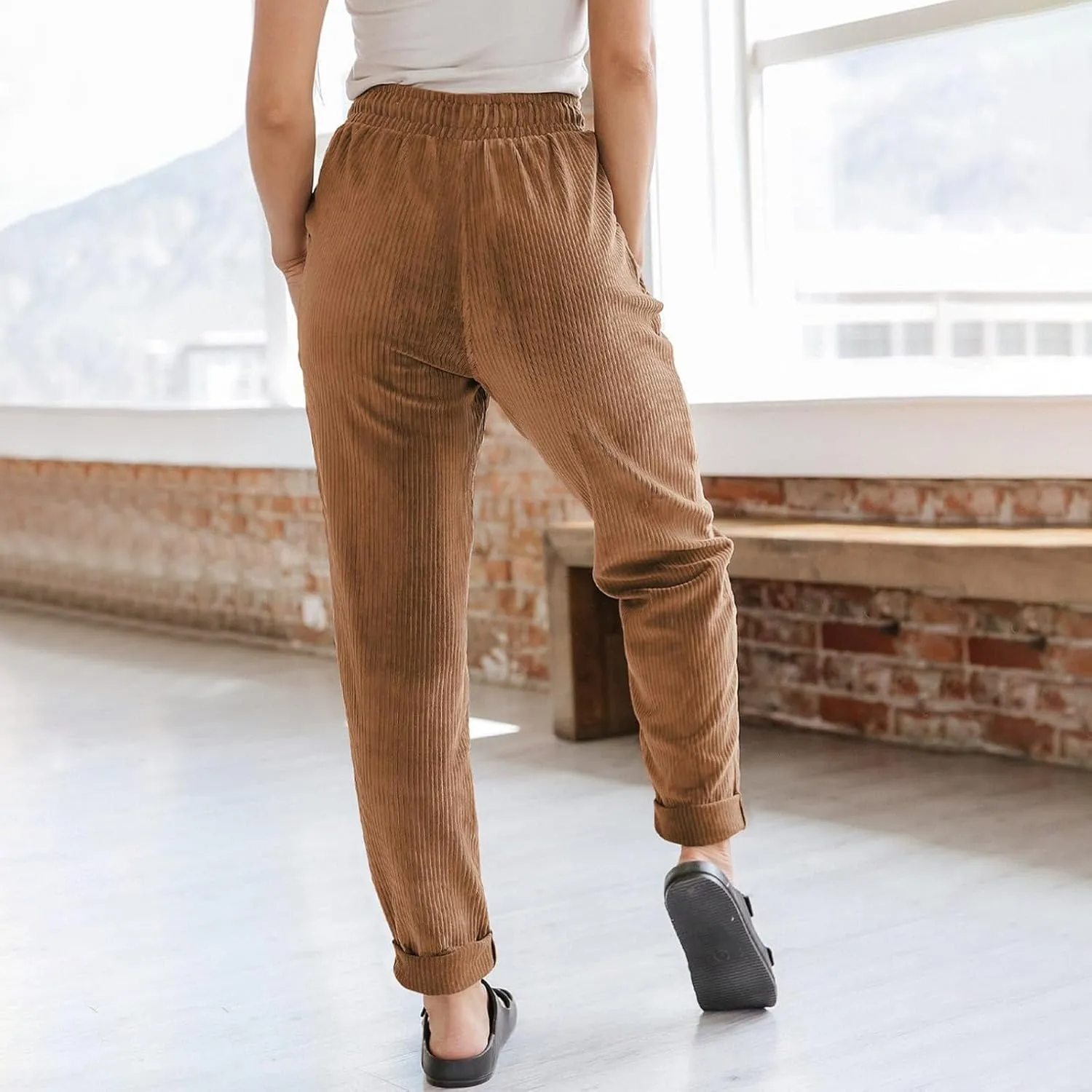 Womens Corduroy Pants Elastic High Waist Straight Leg Pants Casual Comfy Lightweight Cotton Baggy Trousers w/Pockets
