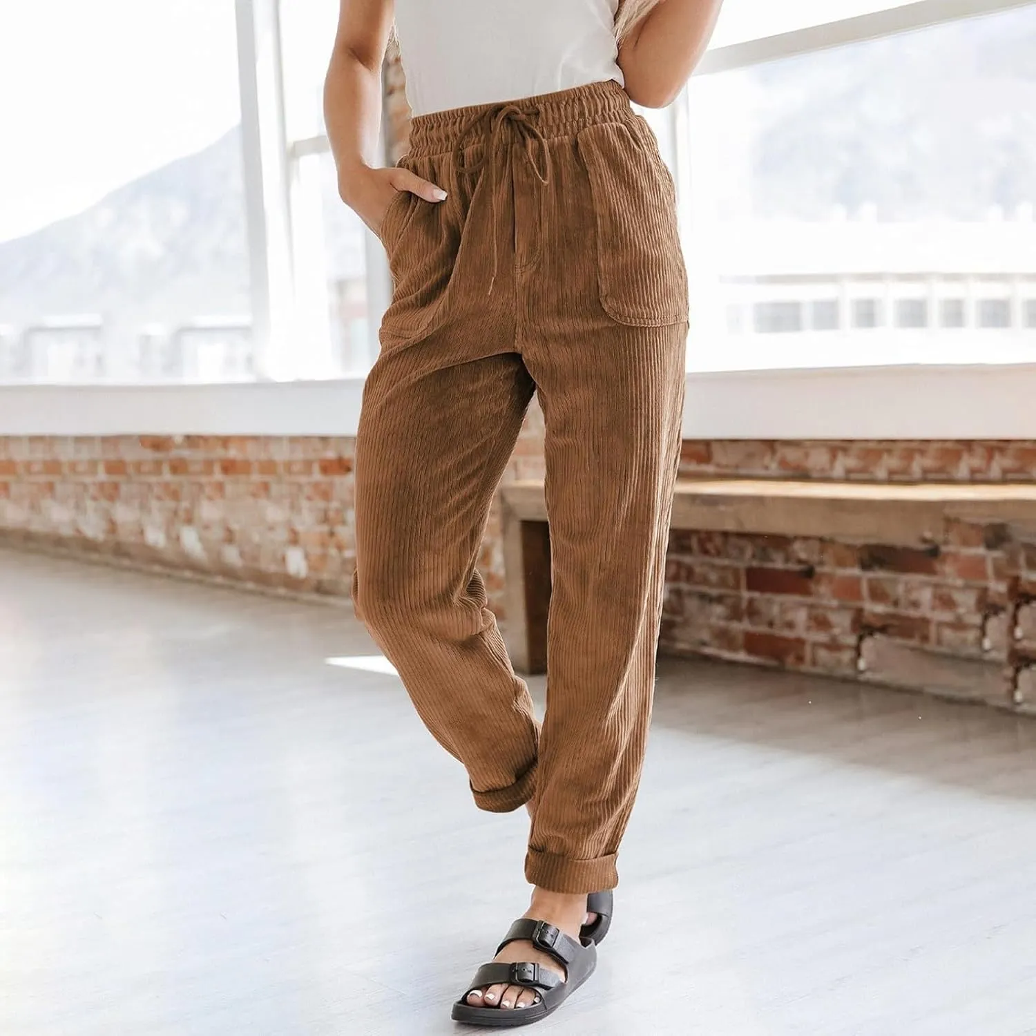 Womens Corduroy Pants Elastic High Waist Straight Leg Pants Casual Comfy Lightweight Cotton Baggy Trousers w/Pockets